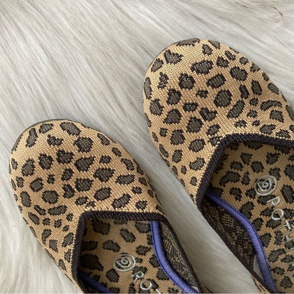 ROTHYS Cheetah Leopard Print Round Flats The Lounge Loafer Flat sz. 6.5 - Picture 2 of 11